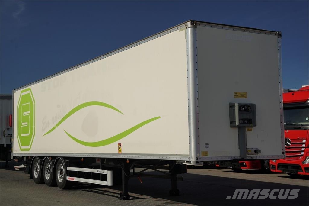 Fruehauf Lettisolert skaptrailer