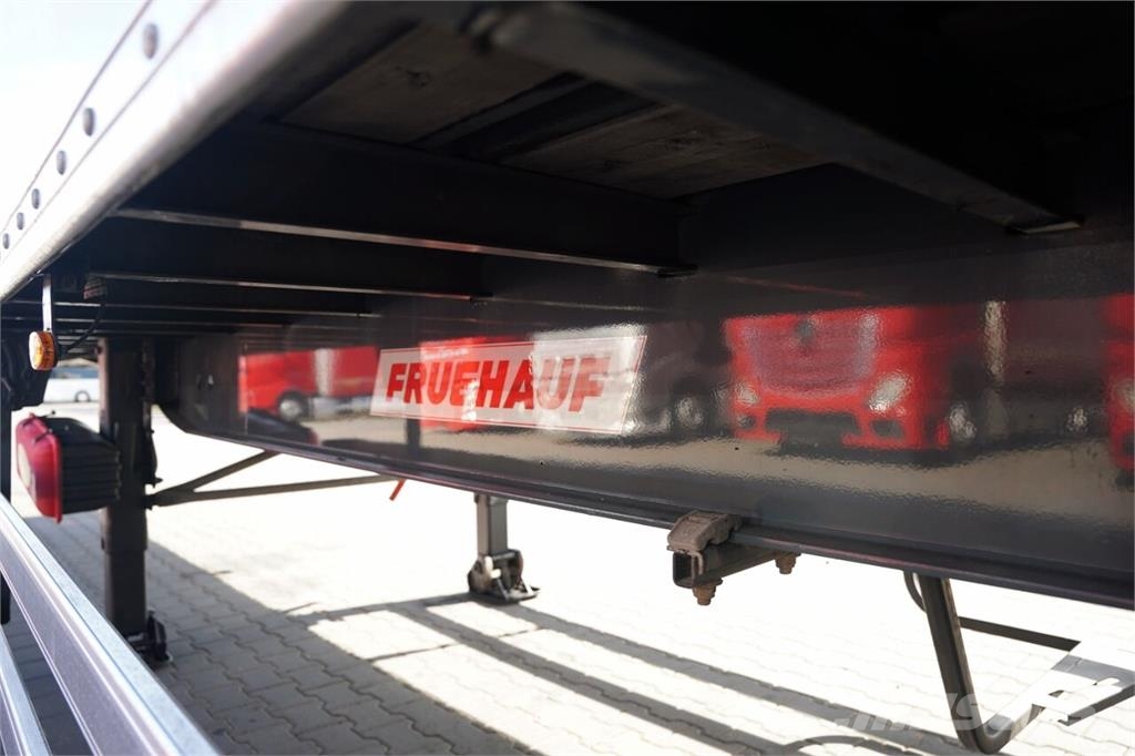 Fruehauf Lettisolert skaptrailer
