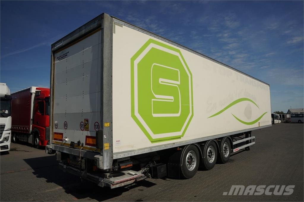 Fruehauf Lettisolert skaptrailer