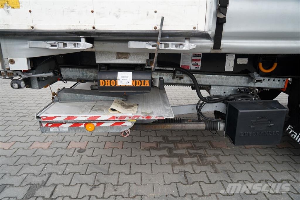Fruehauf STANDARD Curtainsider semi-trailers