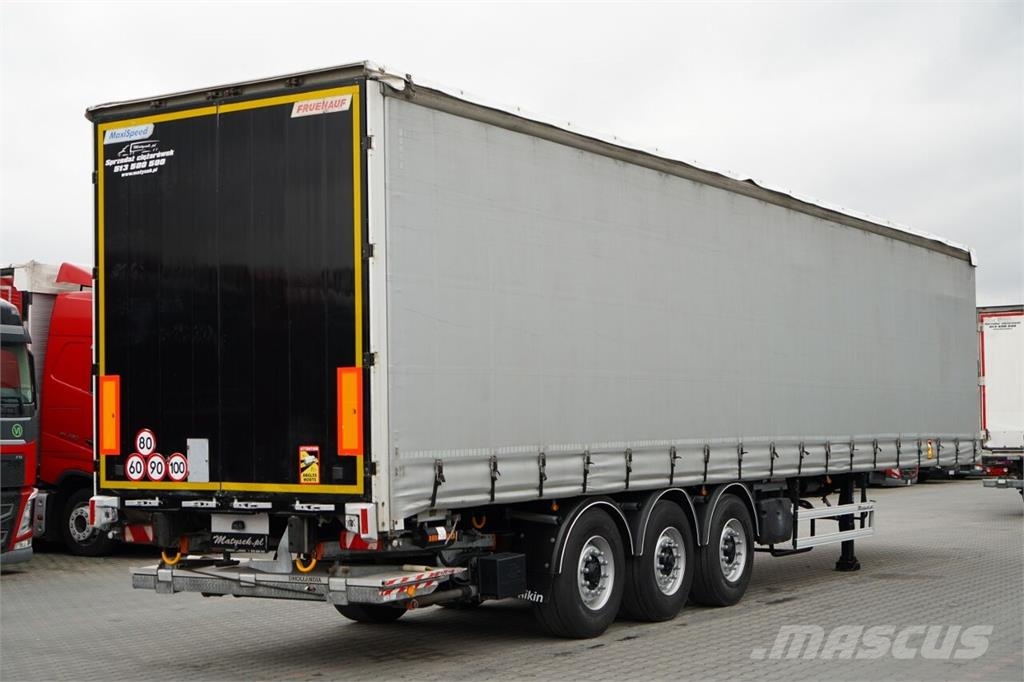Fruehauf STANDARD Curtainsider semi-trailers