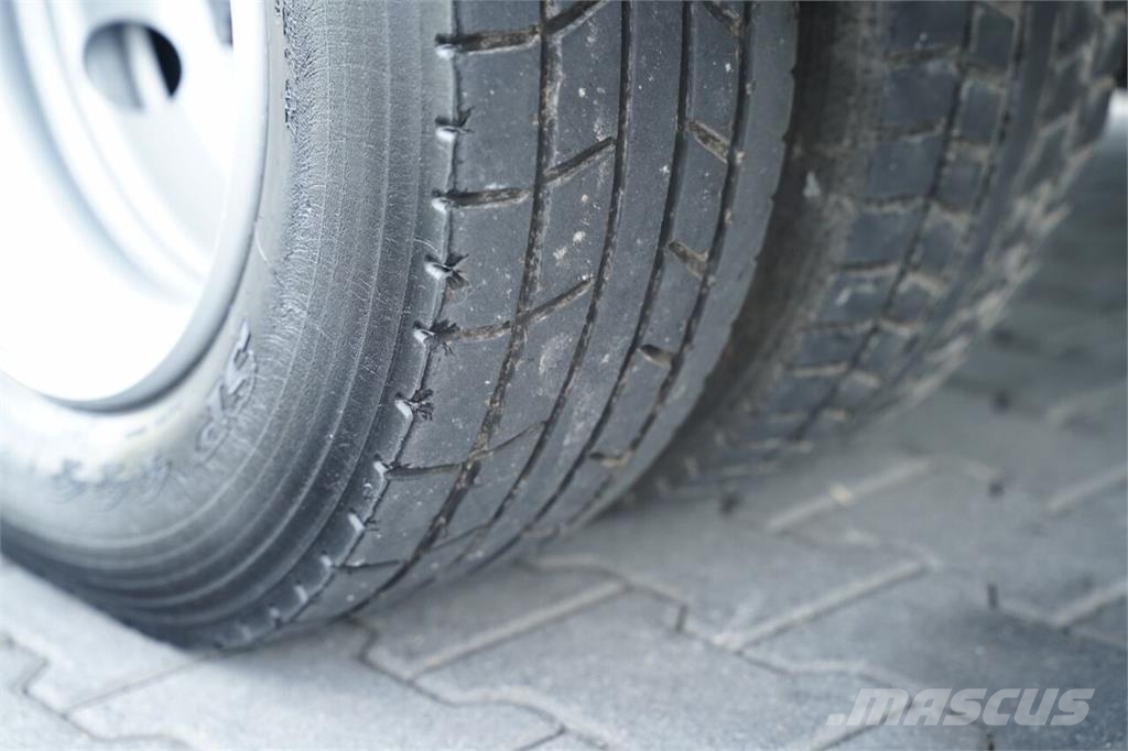 Iveco EUROCARGO Temperature controlled trucks