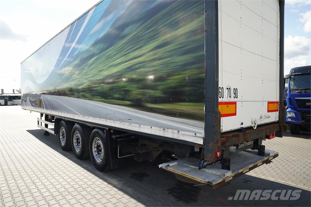 Lecitrailer Dobozos félpótkocsik