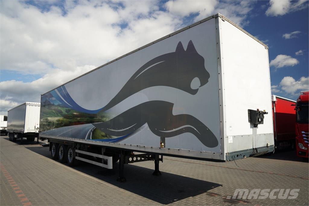 Lecitrailer Dobozos félpótkocsik