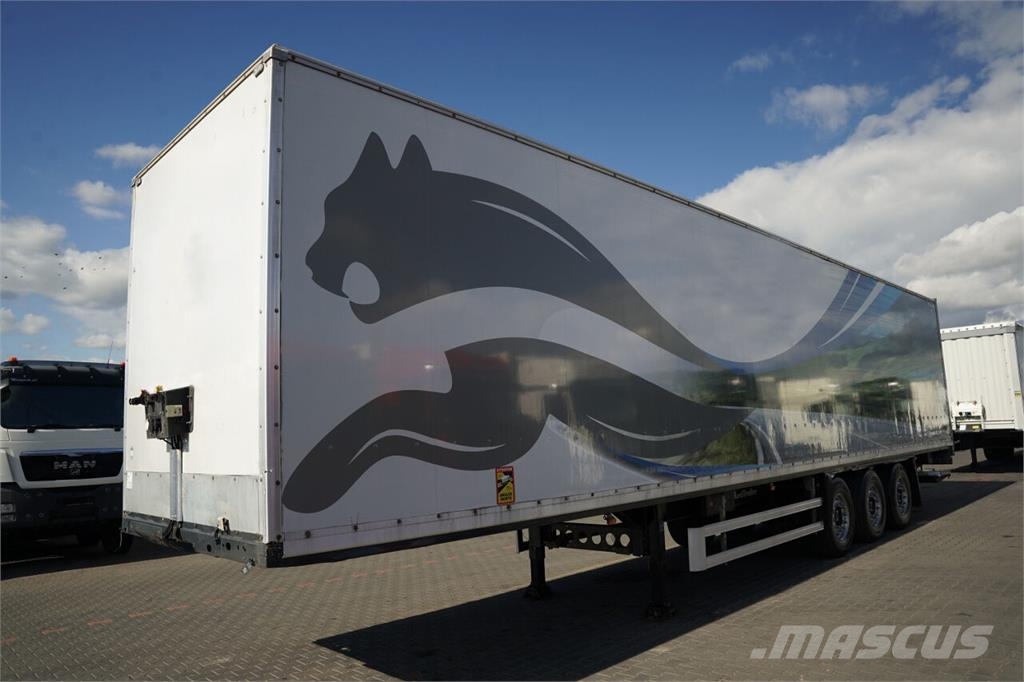 Lecitrailer Dobozos félpótkocsik