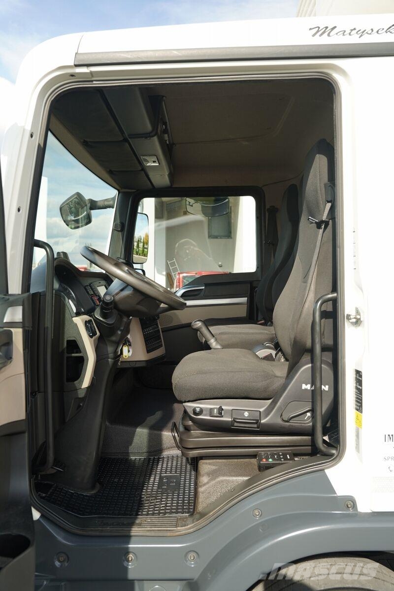 MAN TGL 10.180 / 4x2 / CHŁODNIA - 6,1 M / THERMO KING  شاحنات بدرجة حرارة قابلة للضبط