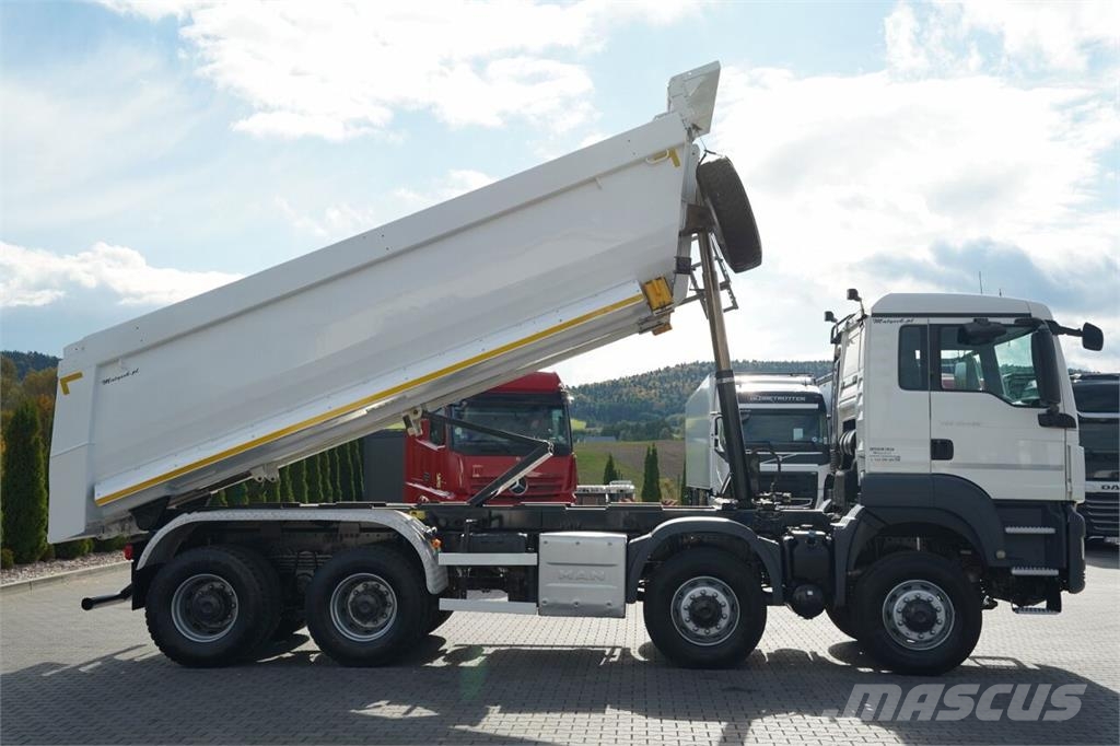 MAN TGS 41.460 Camion benne