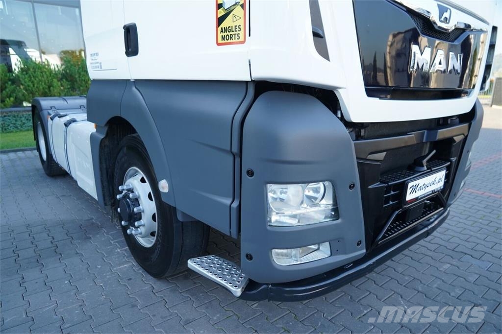 MAN TGX 18.460 / 4x4 / XLX / HYDRODRIVE / HYDRAULIKA / Седельные тягачи