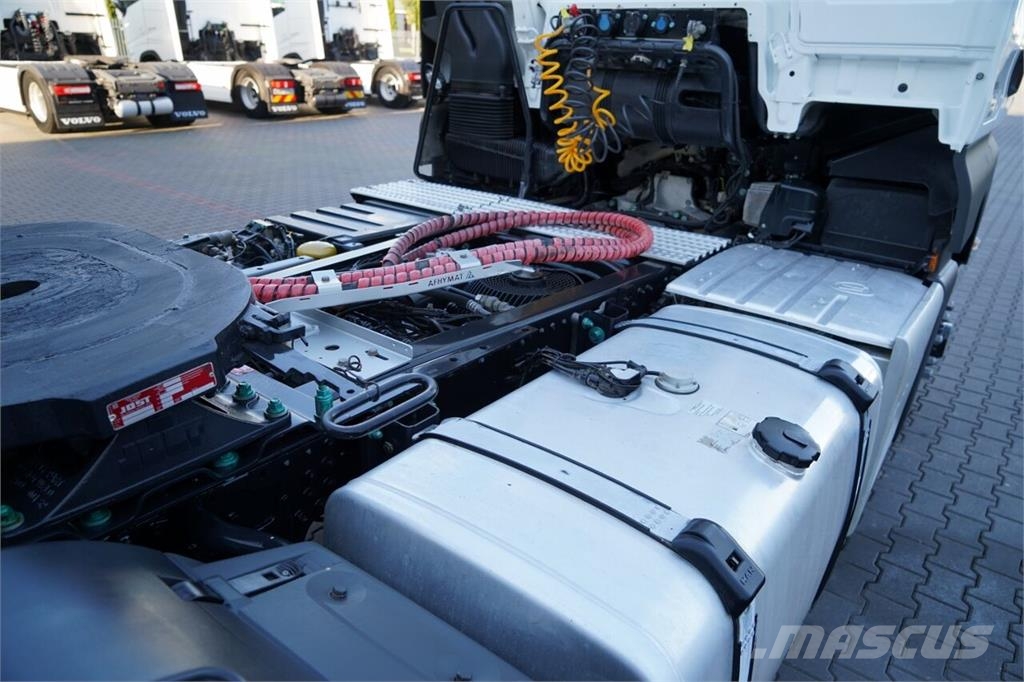 MAN TGX 18.460 / 4x4 / XLX / HYDRODRIVE / HYDRAULIKA / Седельные тягачи