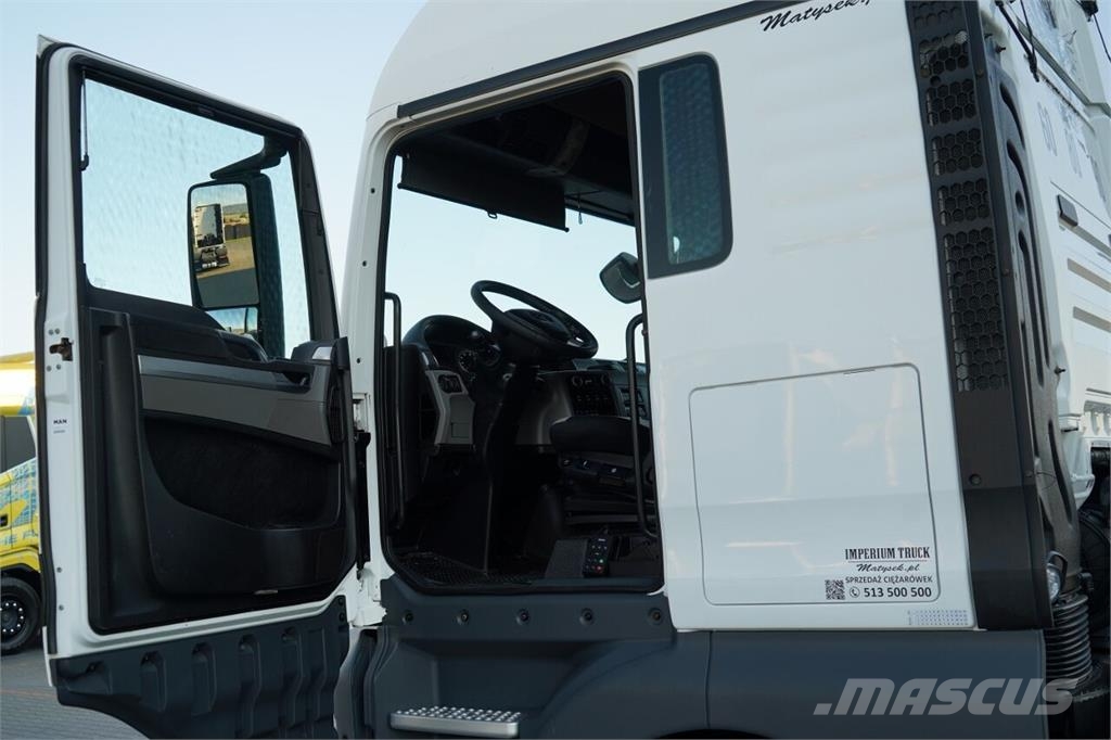 MAN TGX 18.460 / 4x4 / XLX / HYDRODRIVE / HYDRAULIKA / Седельные тягачи