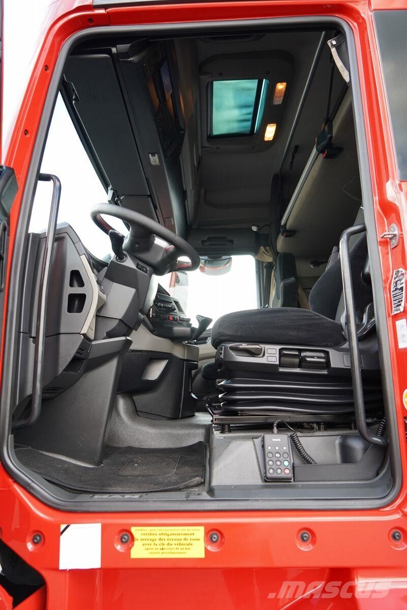 MAN TGX 18.510 / GM / RETARDER / PEŁNY ADR / NAVI RIO Τράκτορες