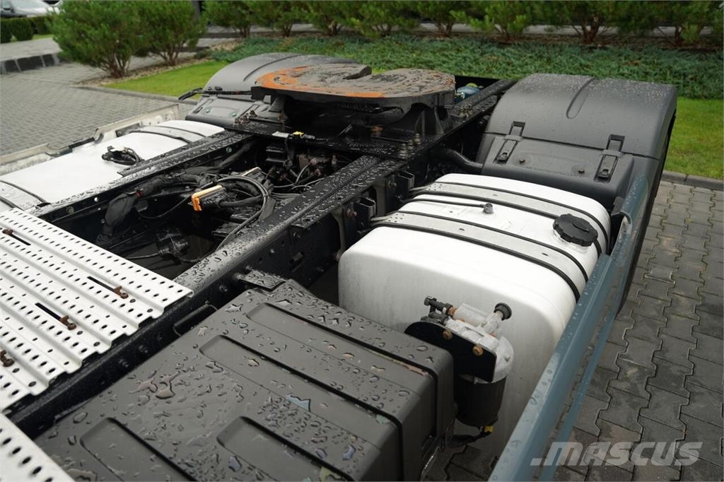 MAN TGX 18.510 / GX / RETARDER / I- PARK COOL / NAVI R وحدات الجر