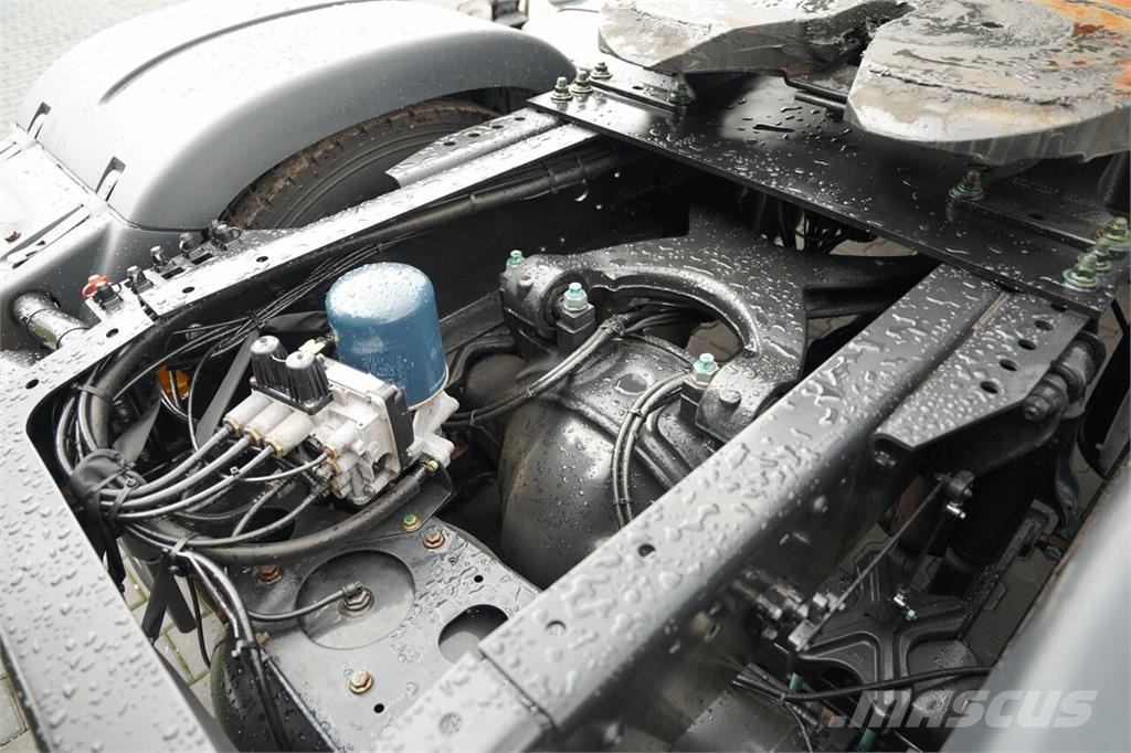 MAN TGX 18.510 / GX / RETARDER / I- PARK COOL / NAVI R وحدات الجر