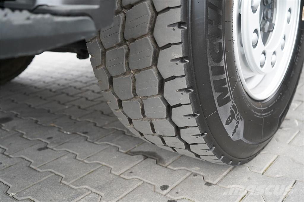 Mercedes-Benz AROCS 3240 Camiones plataforma