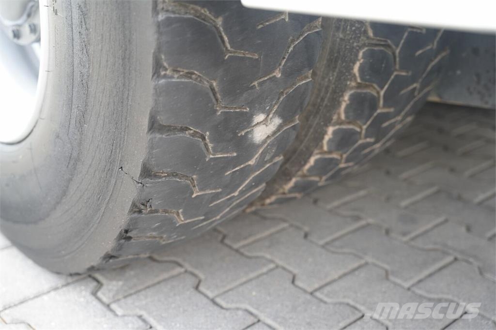 Mercedes-Benz AROCS 3246 / TRIDEM / 8X4 /  SKRZYNIOWY - 7,3 M /  شاحنات مسطحة/مفصلية الجوانب