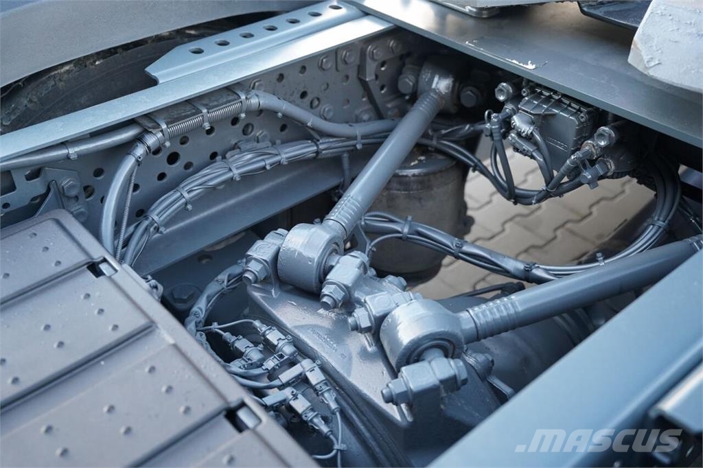 Mercedes-Benz ACTROS 1845 / MP5 Vetopöytäautot