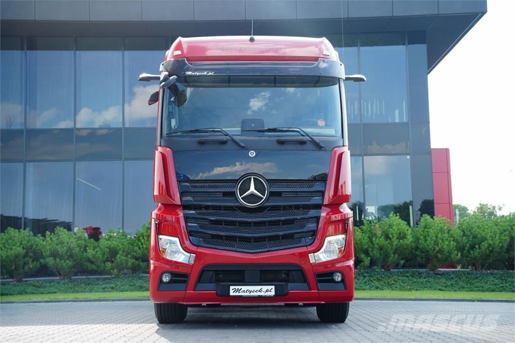 Mercedes-Benz ACTROS 1845 وحدات الجر