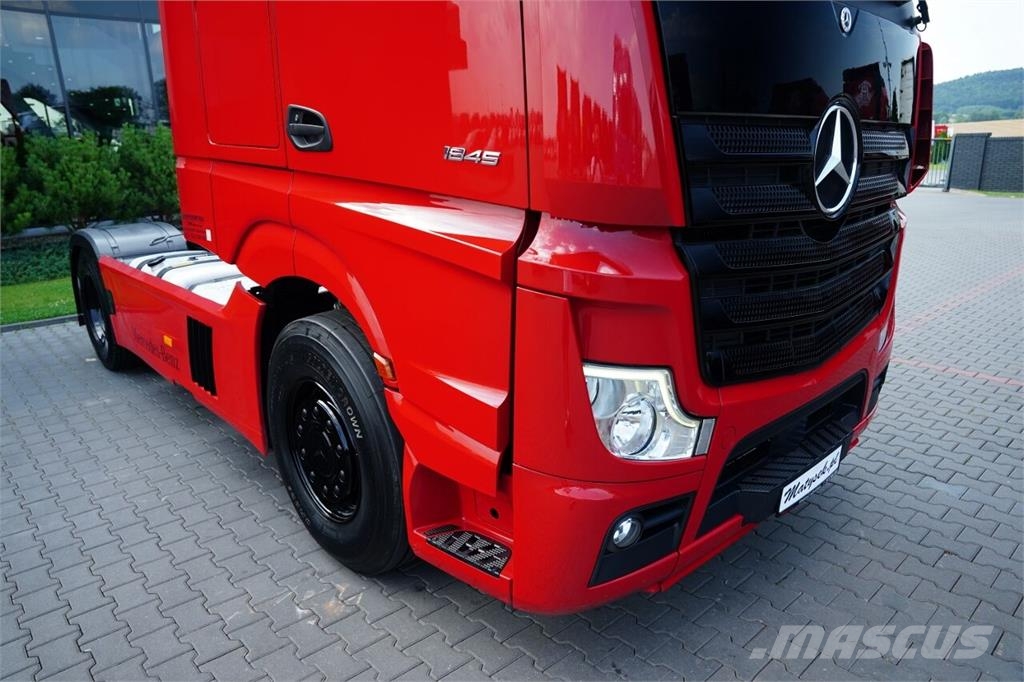 Mercedes-Benz ACTROS 1845 وحدات الجر