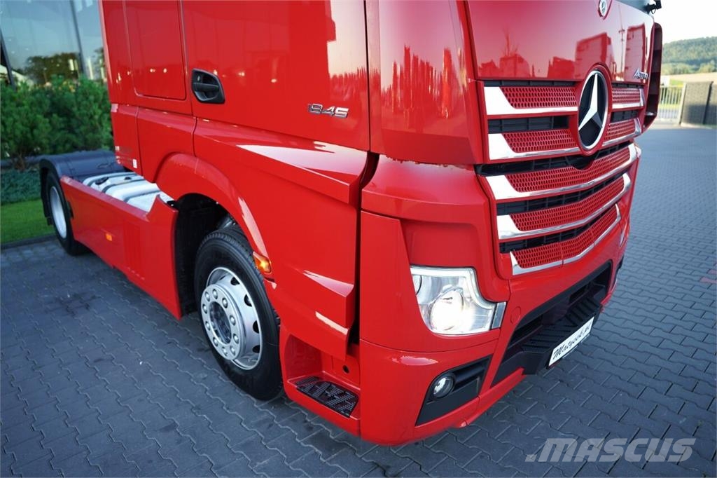 Mercedes-Benz ACTROS 1845 / MP5 Sattelzugmaschinen