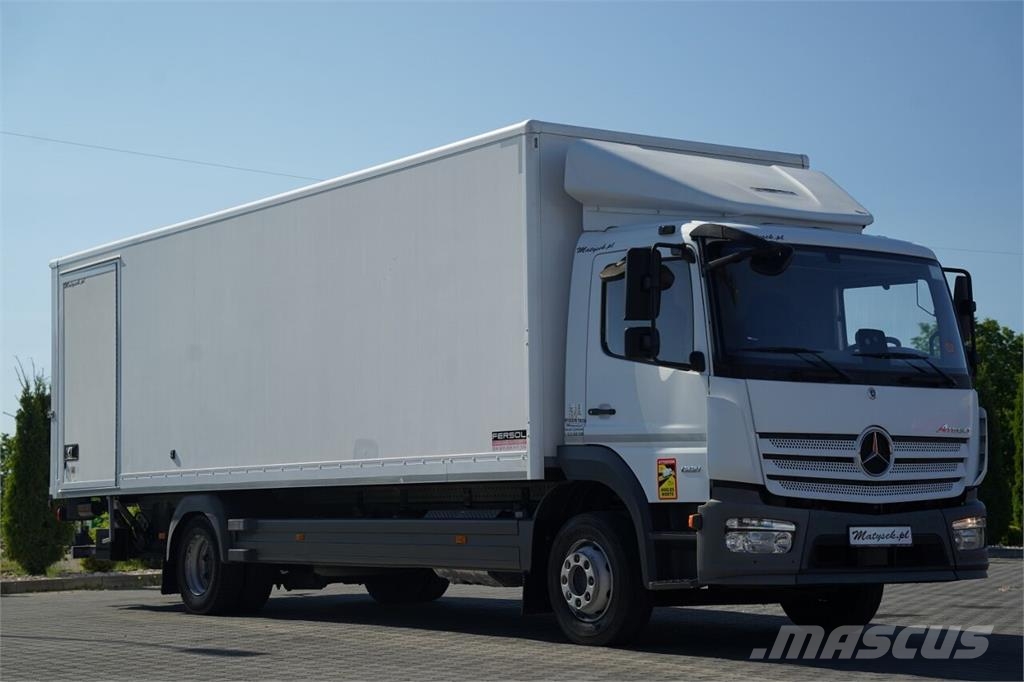 Mercedes-Benz ATEGO 1221 Camiones con caja de remolque