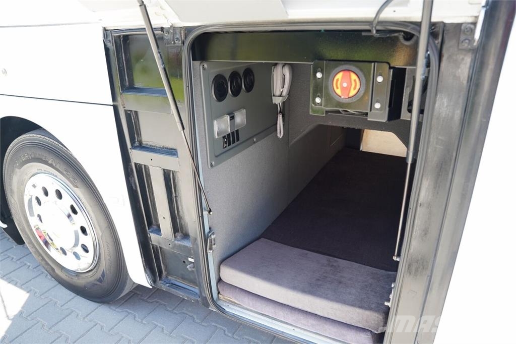 Mercedes-Benz TOURISMO RHD Autobuses tipo pullman