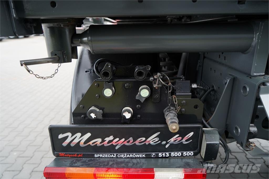 Mercedes-Benz UNIMOG  U300 Tienhoitoautot