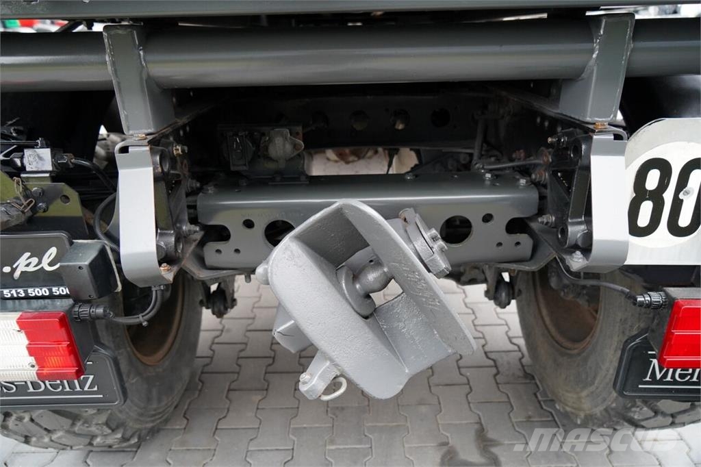 Mercedes-Benz UNIMOG  U300 Tienhoitoautot