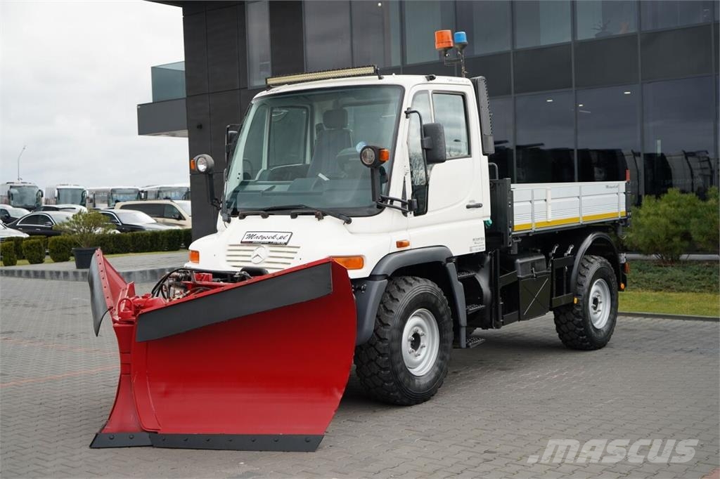 Mercedes-Benz UNIMOG  U300 Tienhoitoautot