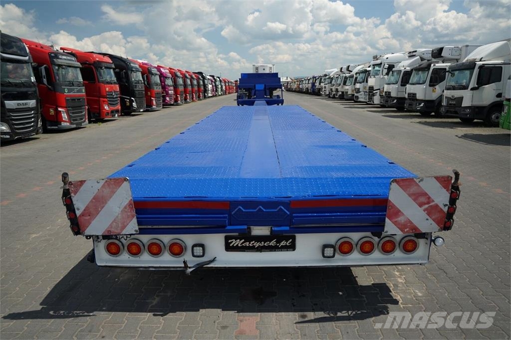 Nooteboom Låg lastande semi trailer
