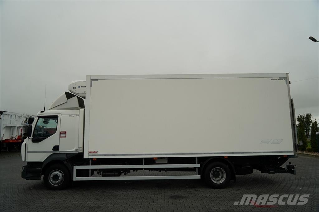 Renault D 250 / CHŁODNIA - 6,7 m / THERMO KING T 600R -200 Рефрижератори