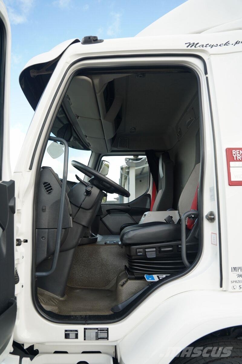 Renault D 26 WIDE / 6x2 / FIRANKA - 8,5 M / SOLÓWKA / WIND Camion cu prelata