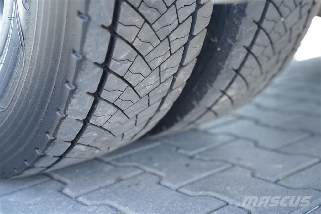 Renault / D 280 / CHŁODNIA - 6,7 M / THERMO KING ES- 600 M شاحنات بدرجة حرارة قابلة للضبط