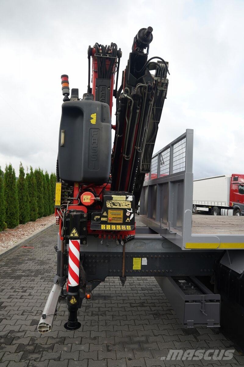 Renault KERAX LANDER 370 DXI / 6x4 / PLATFORMA - 7,1 M + H Camion porte engin