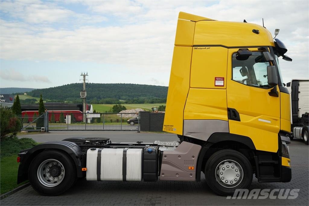 Renault T 440 Vetopöytäautot