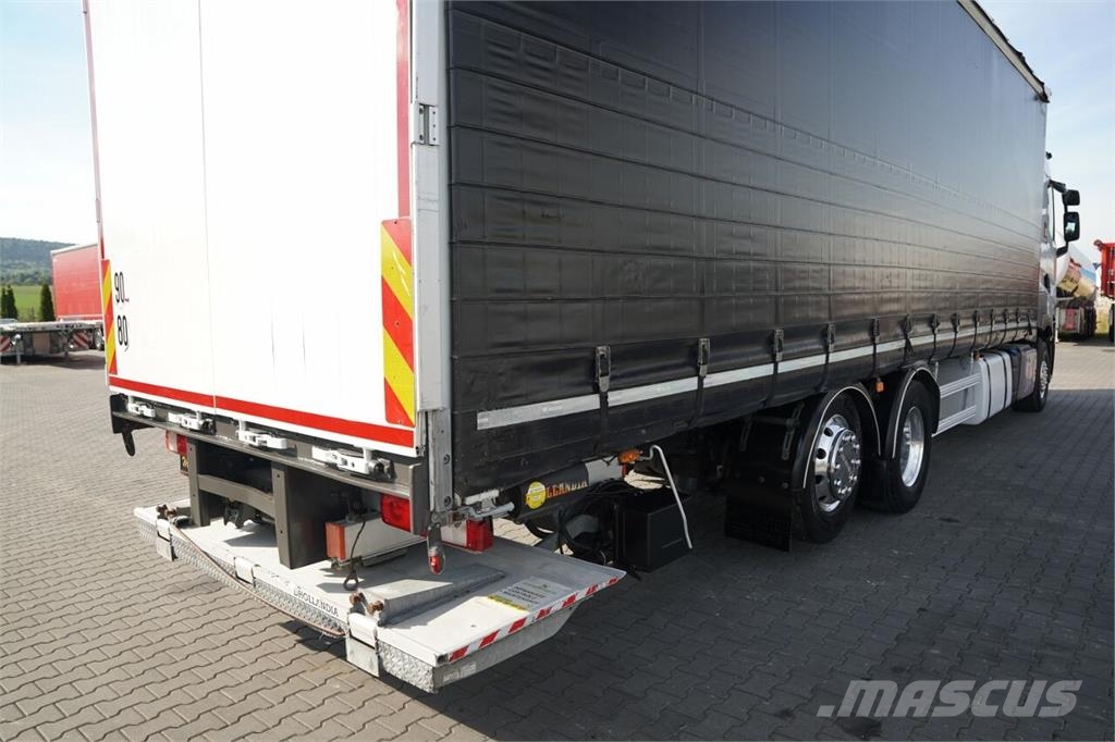 Renault T 440 Ciężarówki firanki
