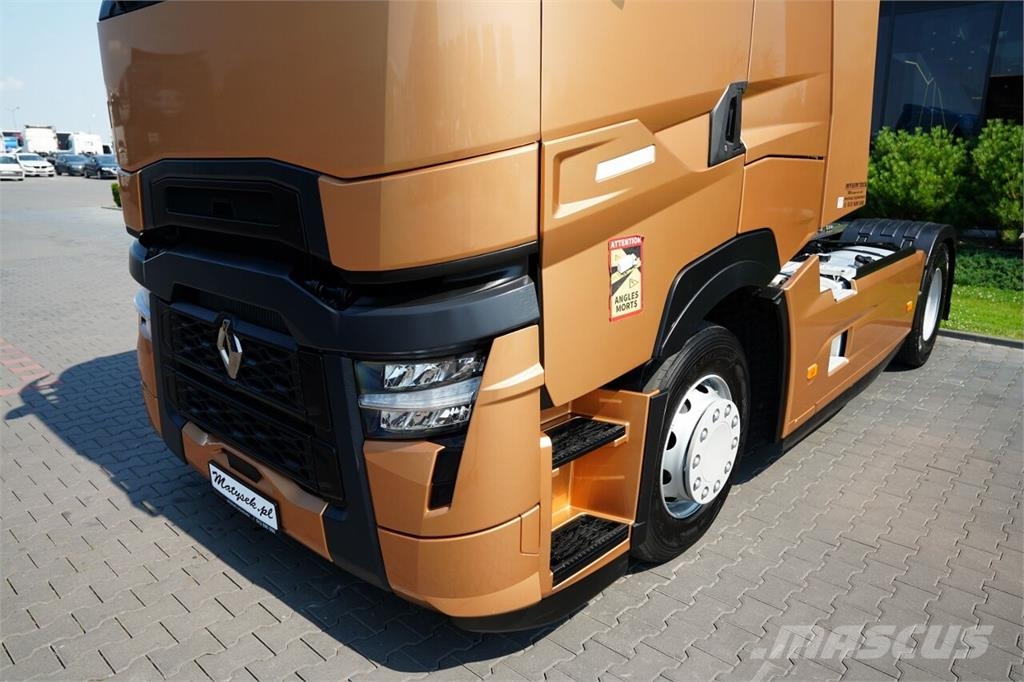 Renault T 520 曳引機組件