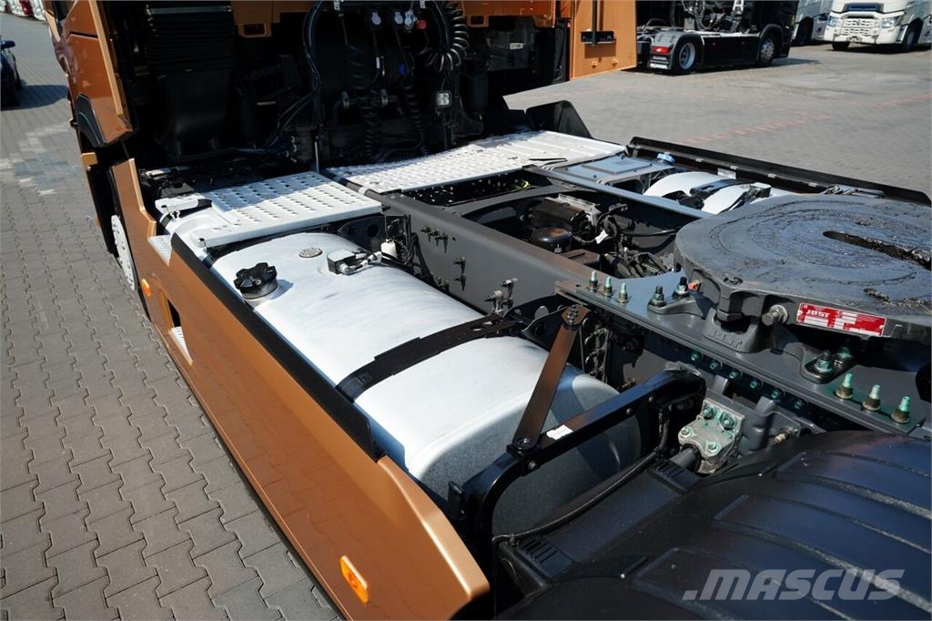 Renault T 520 曳引機組件