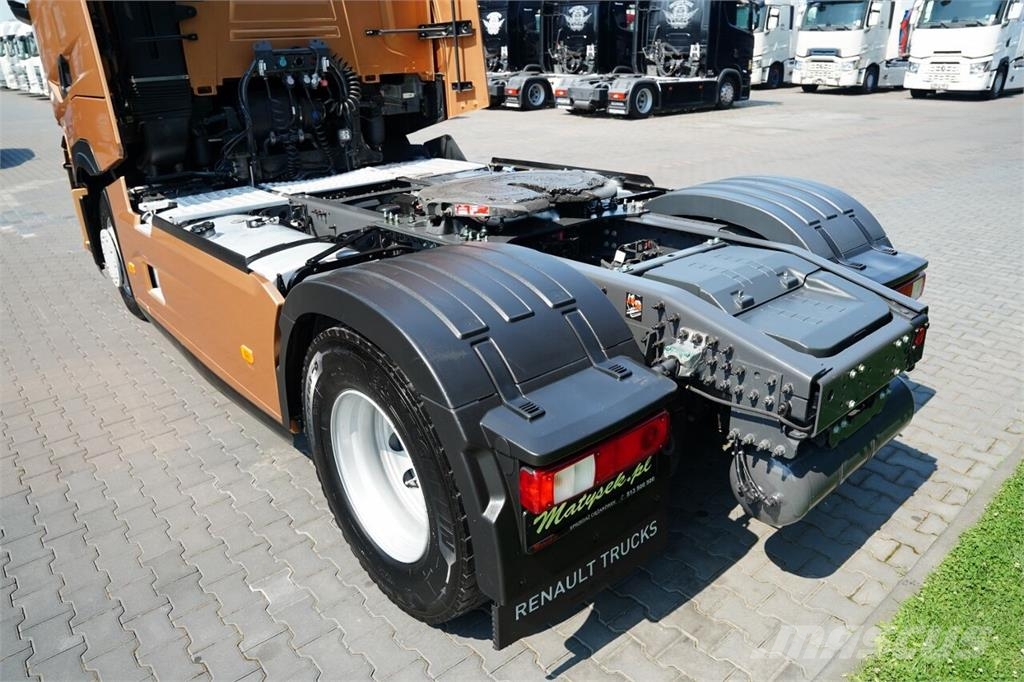 Renault T 520 曳引機組件