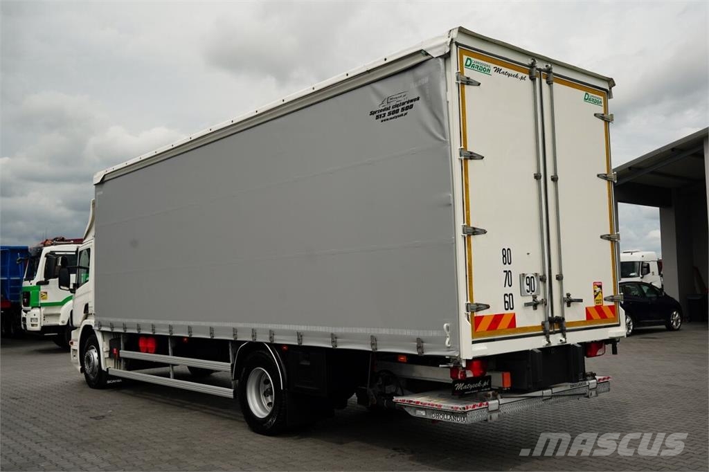 Scania P 320 カーテンサイダートラック