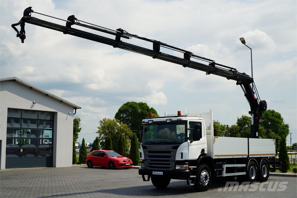 Scania P 360 / 6X4 / SKRZYNIOWY 4.85 + HDS HIAB 211 E-6 H Lastbil med lad/Flatbed
