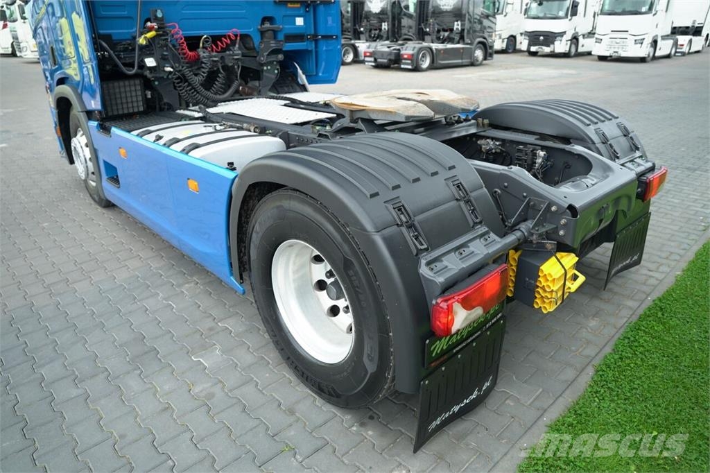 Scania R 450 Τράκτορες