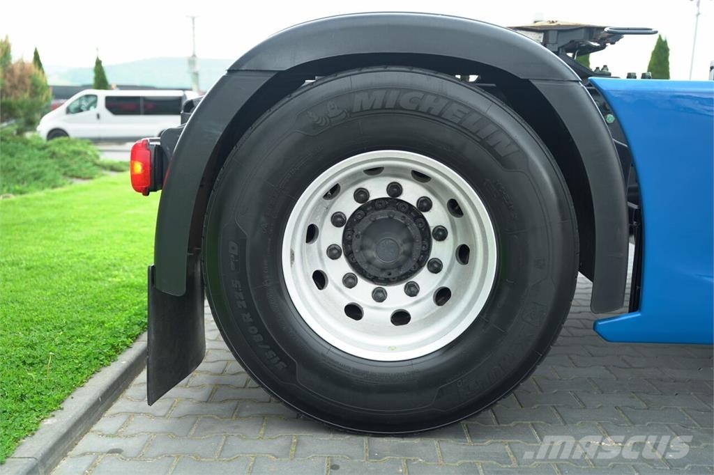 Scania R 450 Τράκτορες