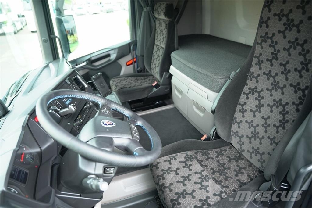 Scania R 450 Τράκτορες