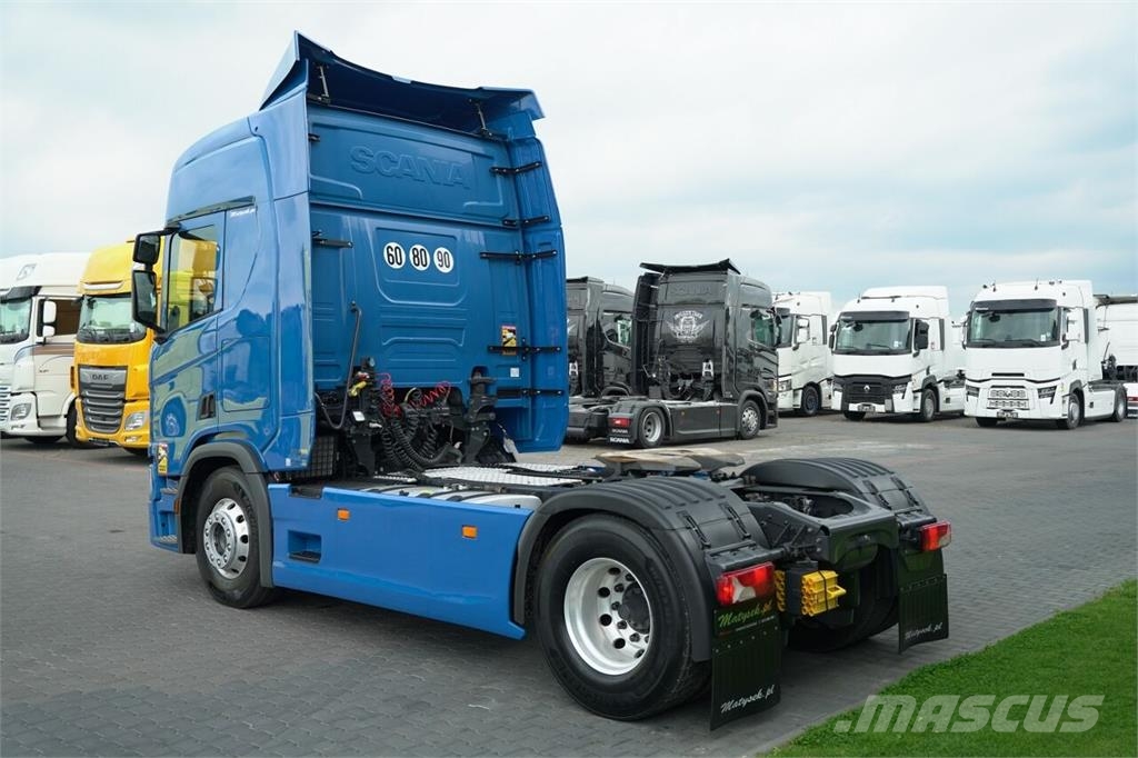 Scania R 450 Τράκτορες