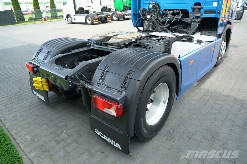 Scania R 450 Τράκτορες