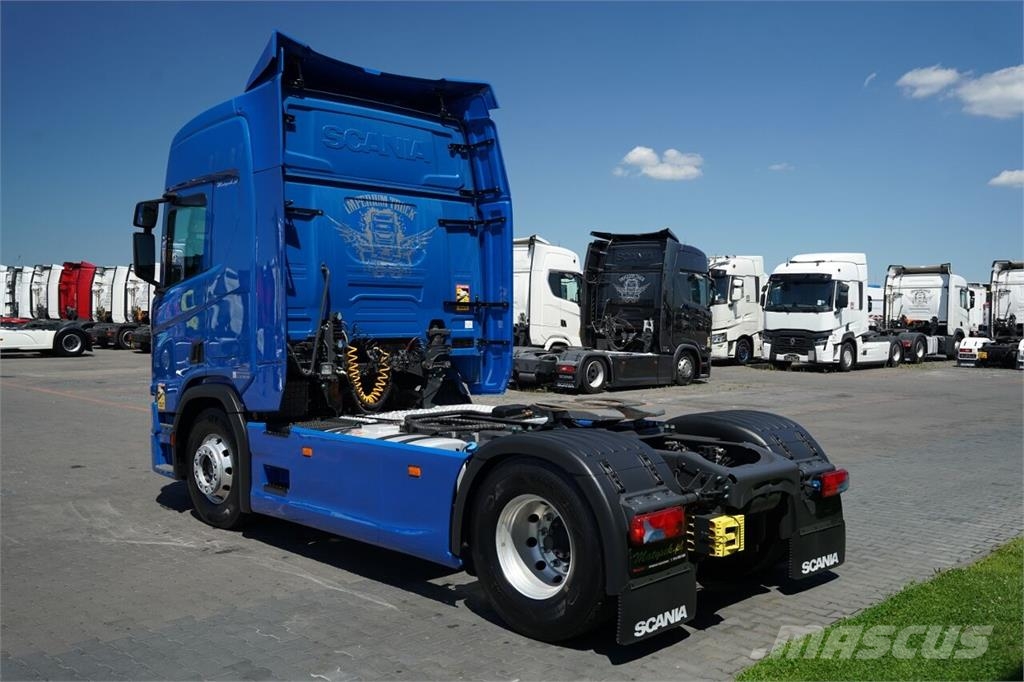 Scania R 450 وحدات الجر