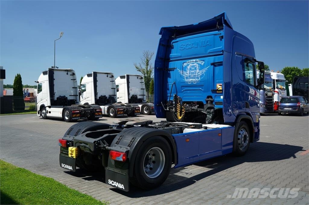 Scania R 450 وحدات الجر