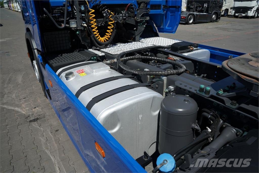 Scania R 450 وحدات الجر