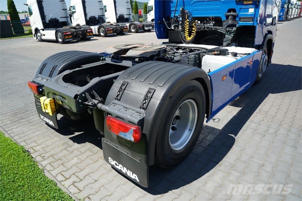 Scania R 450 وحدات الجر