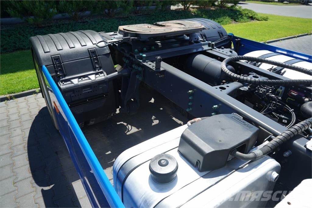 Scania R 450 وحدات الجر